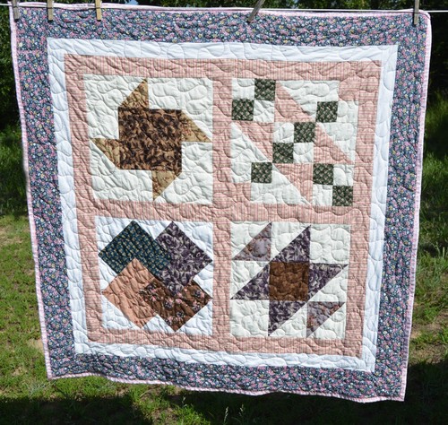 Pieced patchwork sampler lap - pieced,